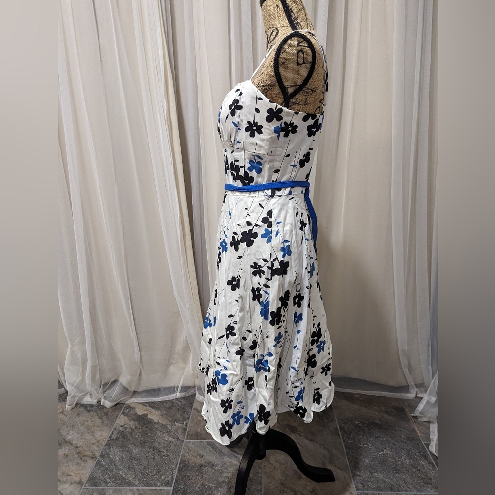 A.P.N.Y. Floral spring dress - Picture 2 of 7